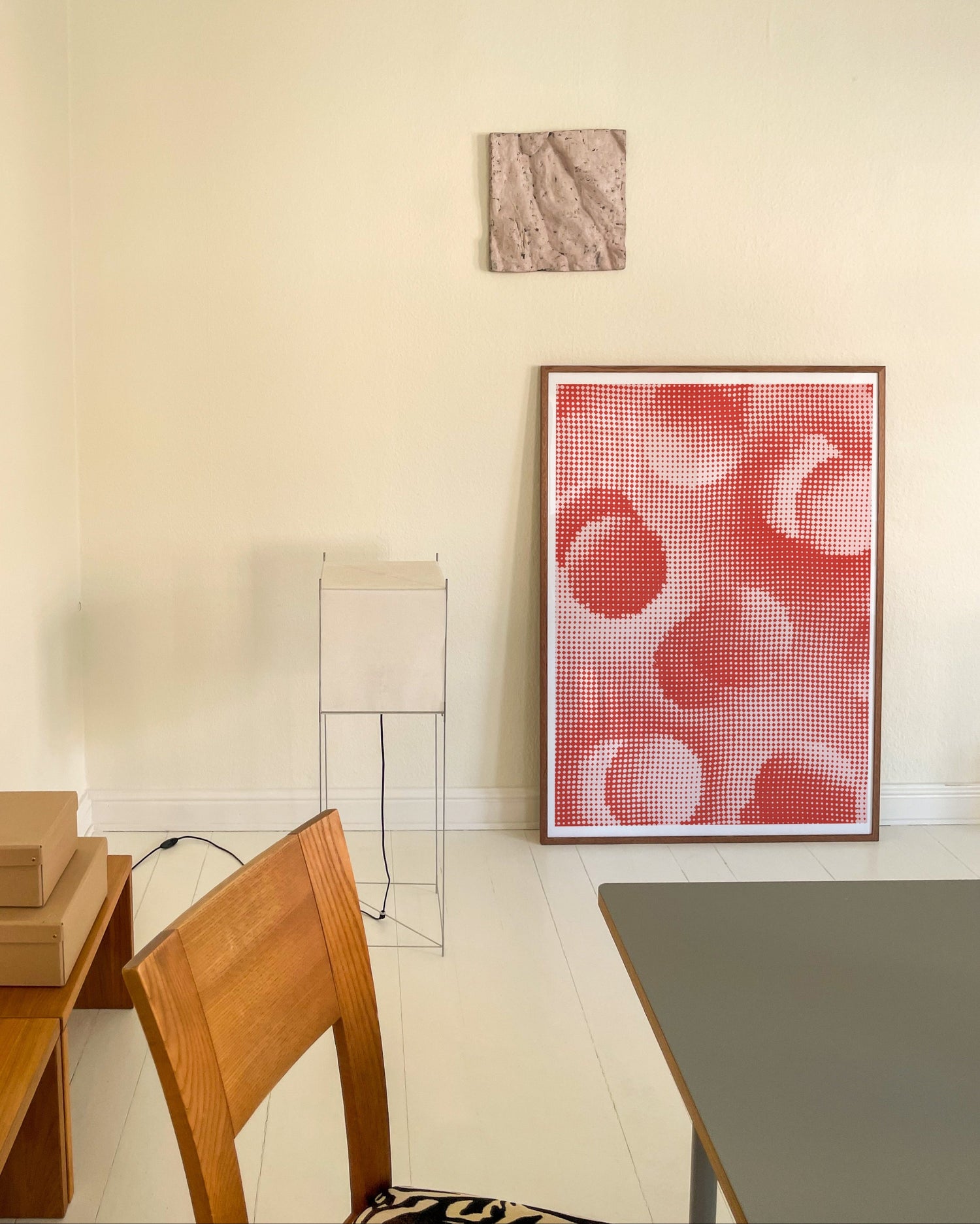 Endleaves of Art – Red